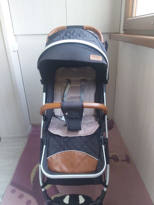 Продам коляску в хорошем состоянии, торг уместен