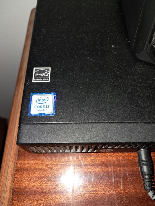 Ocazie  !!!  Pc complect unitate monitor boxe tastatura si mouse