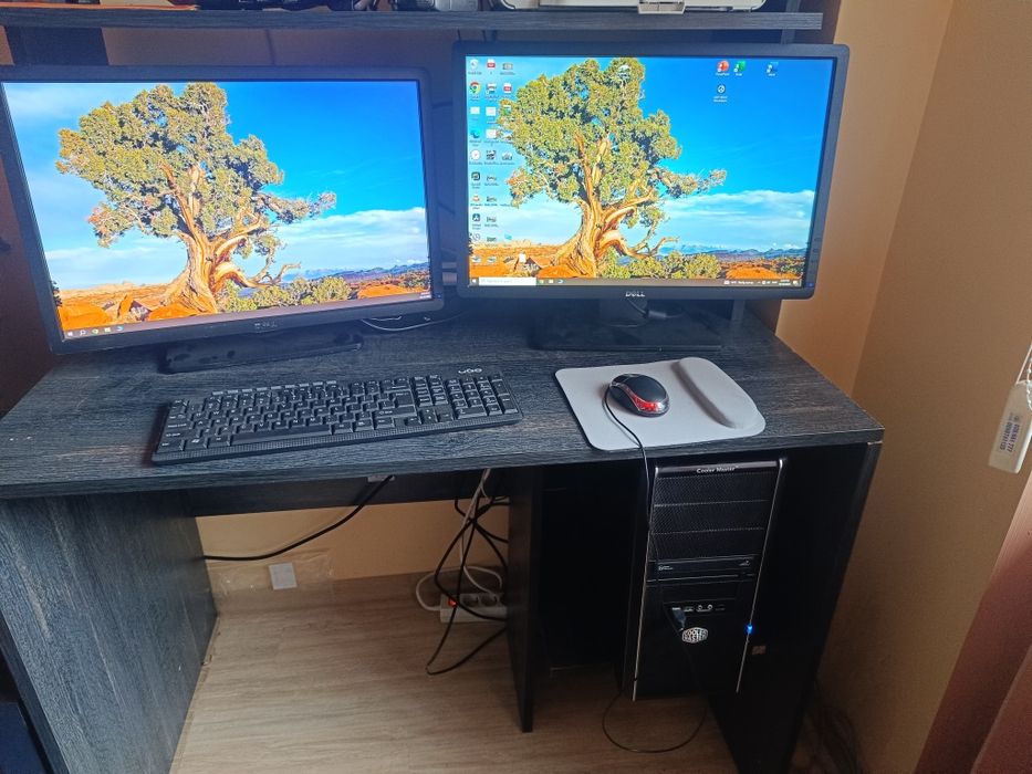 Геймър Компютър с монитор i7-7700, 3.6 ghz.
32 ram
Видео картаGTX1060,