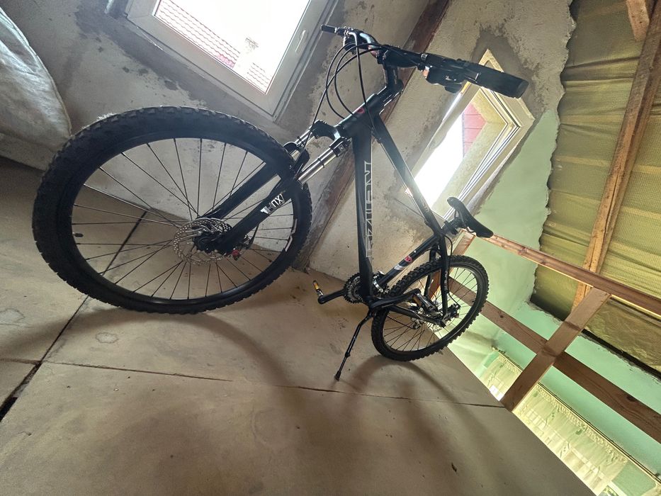 Vând bicicletă kenzei pentru copii cu vârst între 8 și 14-15 ani