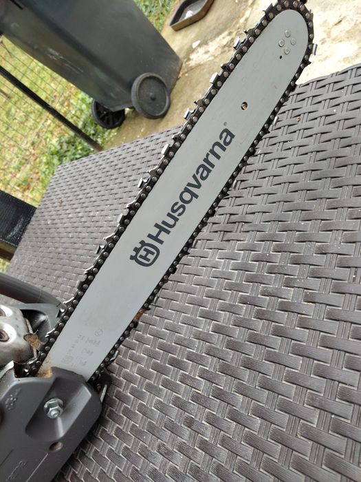 Vând 2 drujbe Husqvarna