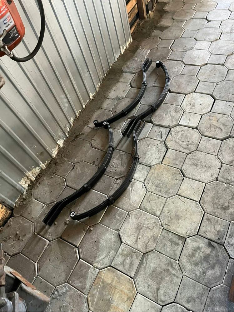 Запчасти на легковые прицепы