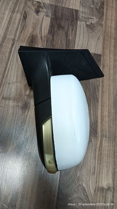 Oglindă Ford focus stg.