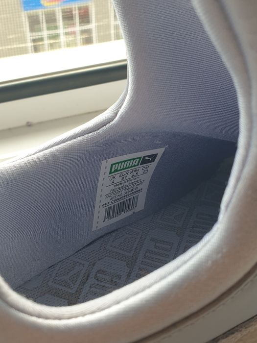 Adidasi  Puma noi 37