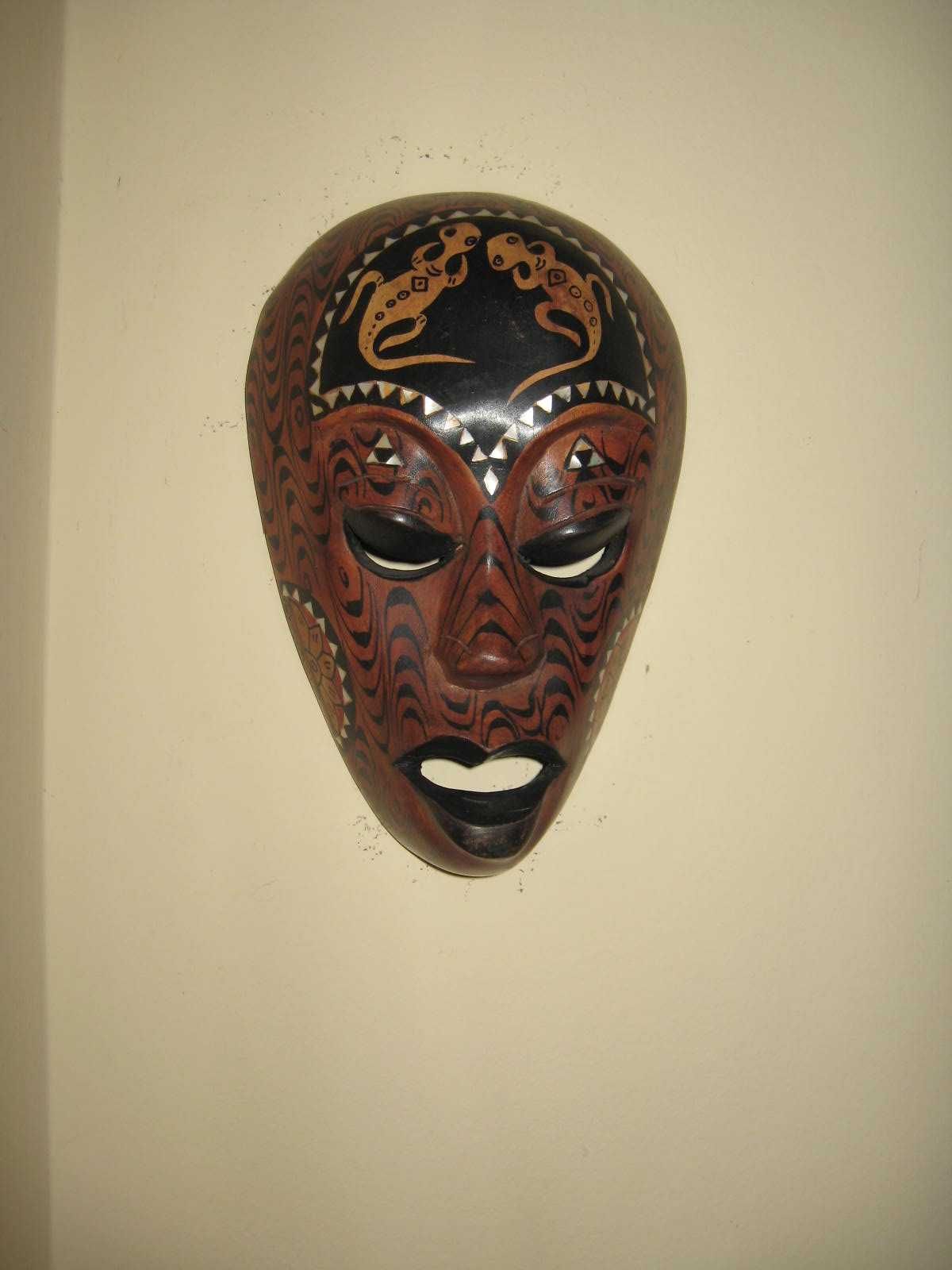 Саксия керамика/Африканска маска дърво