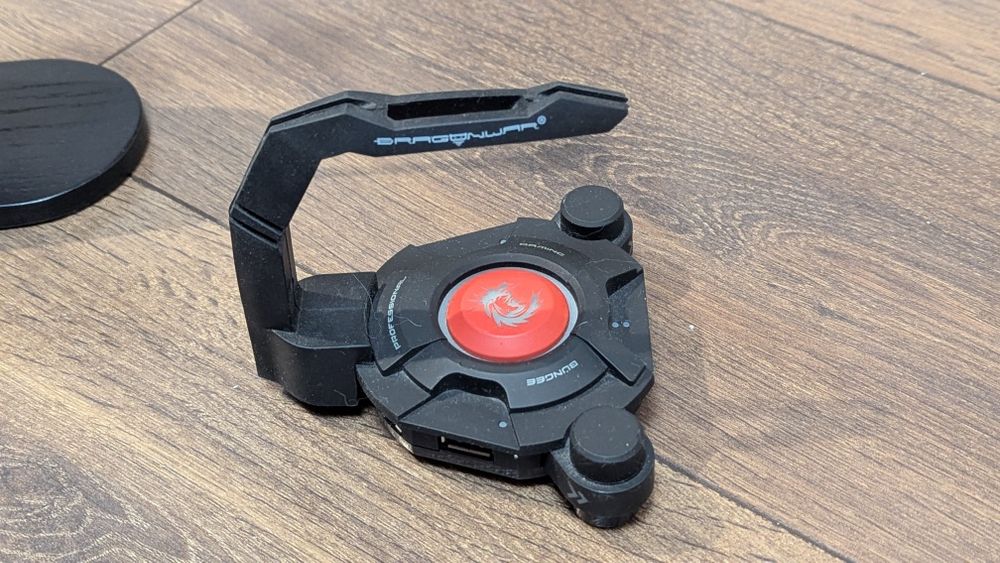 Suport fir mouse cu Hub USB, iluminat, Dragonwar Bungee