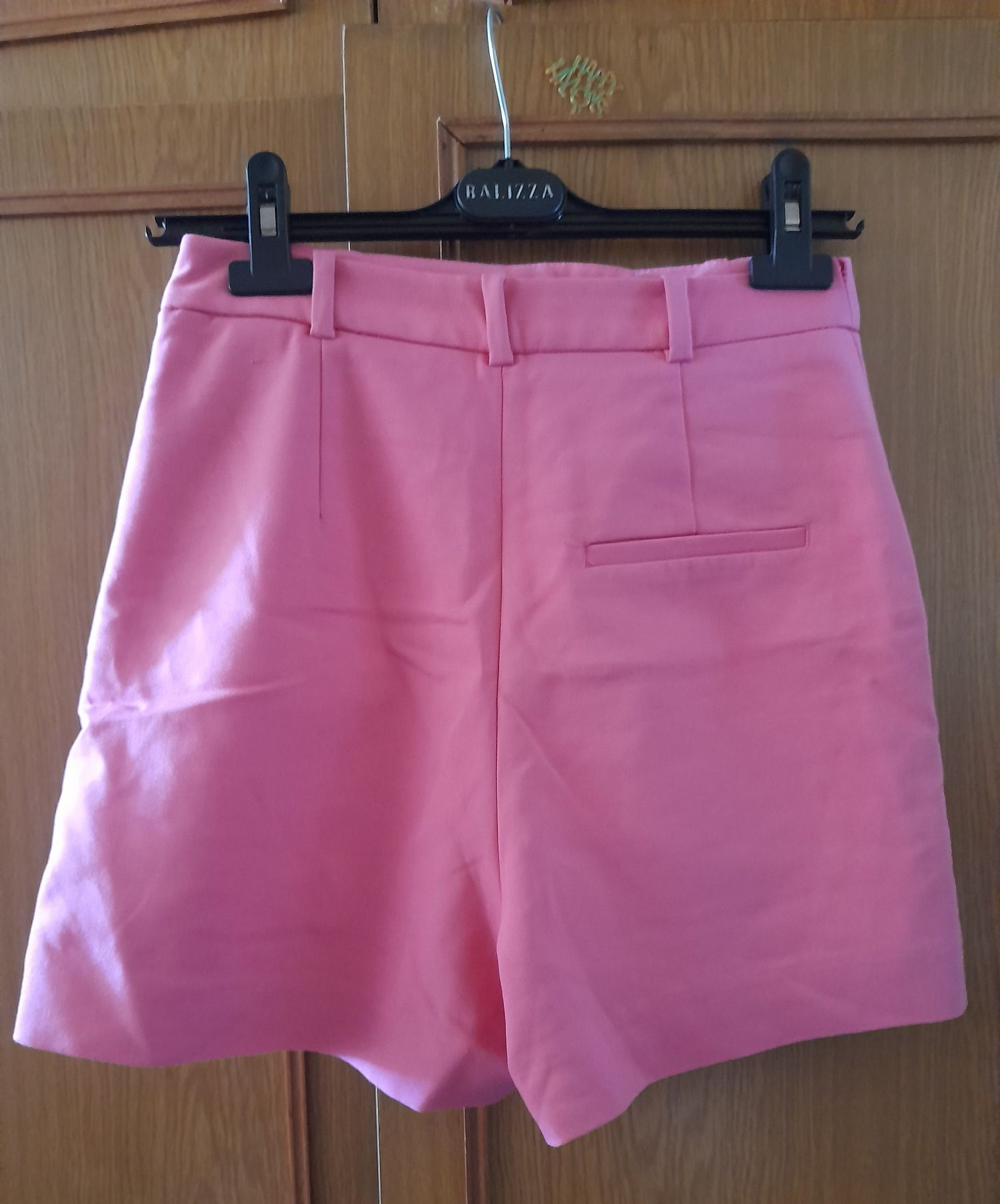 Pantaloni roz Zara S vand/schimb