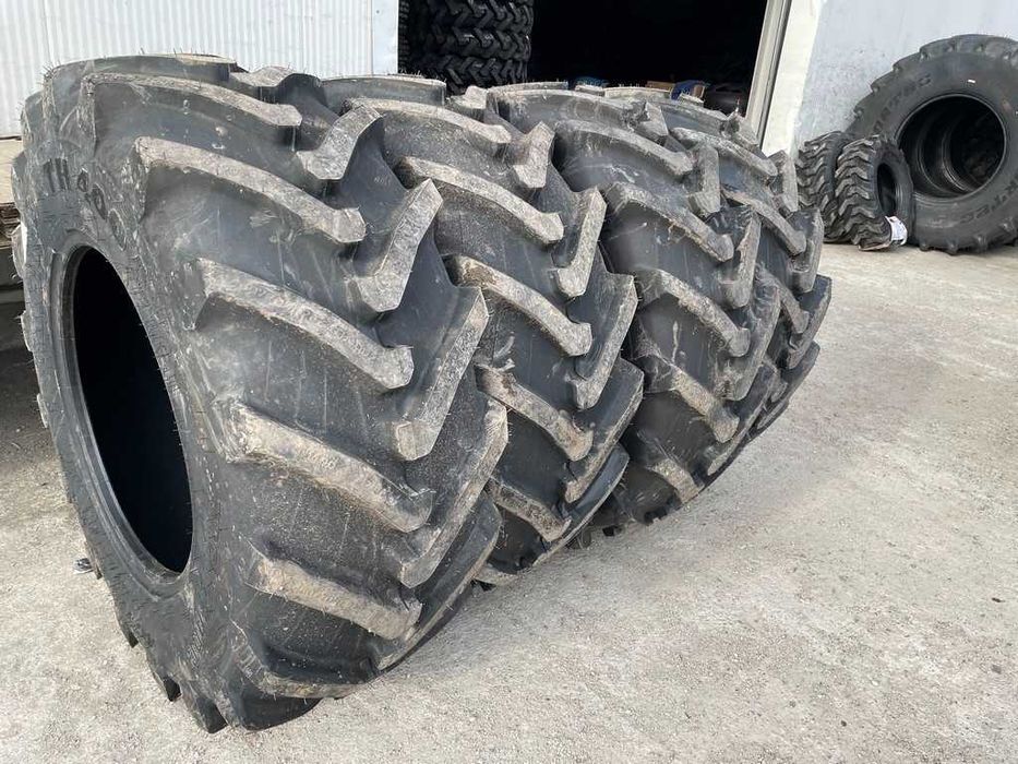 460/70 R24 Radiale de MANITOU Telescopic Garantie 17.5L-24