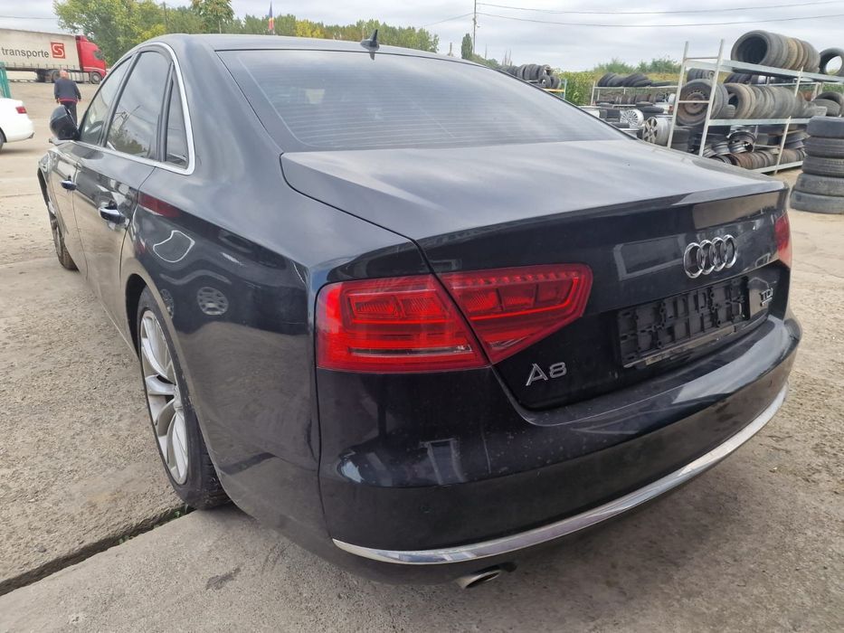 Dezmembram Audi A8 4H, an 2012, 3.0 TDI cod CDT, cutie automata MXU