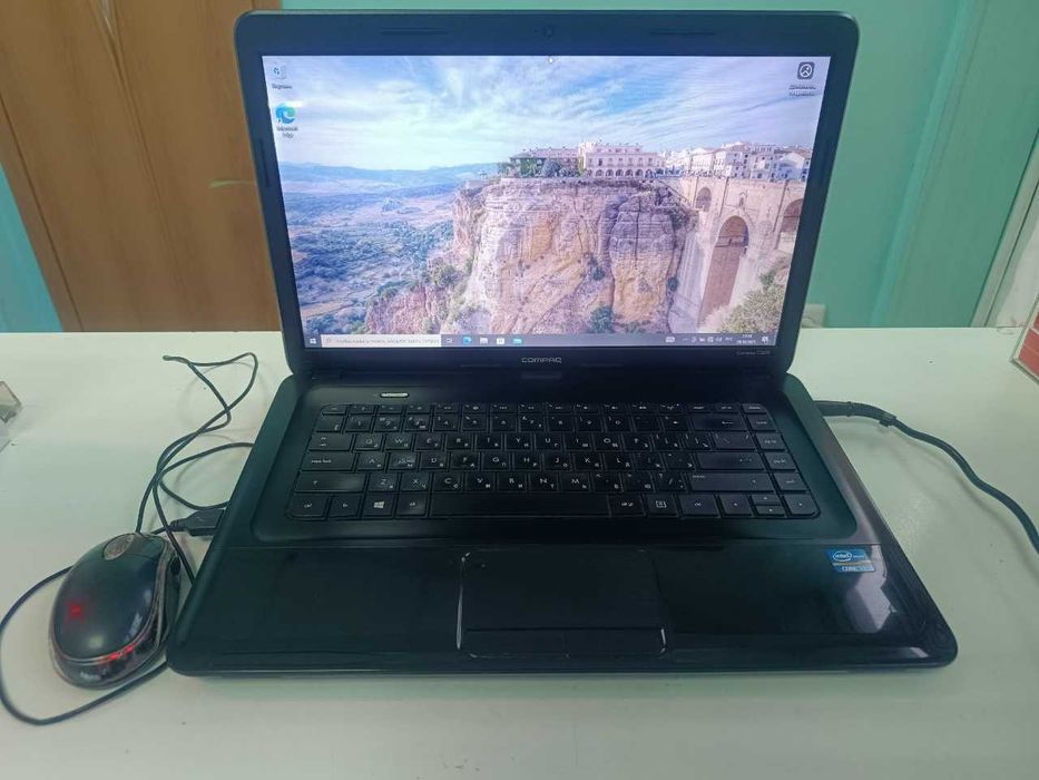 Продам ноутбук compaq на SSD диске + HDD полностью рабочий