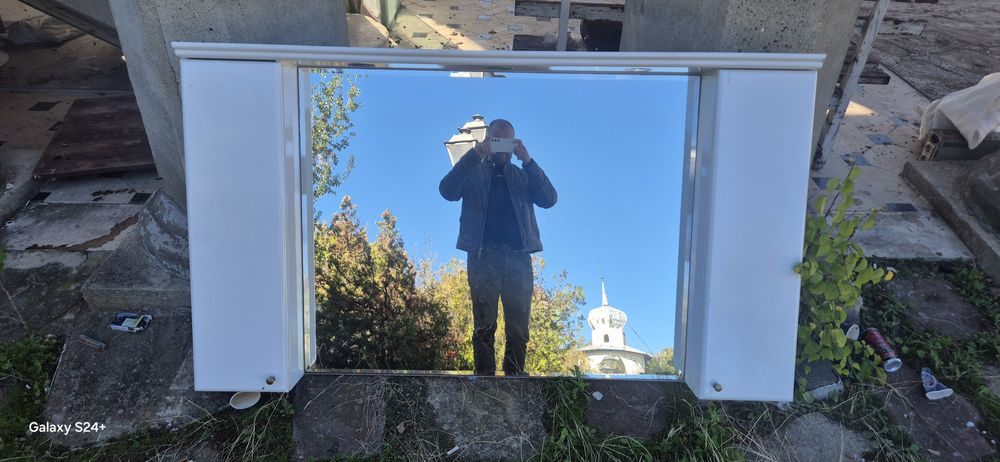 Продава се шкаф за баня