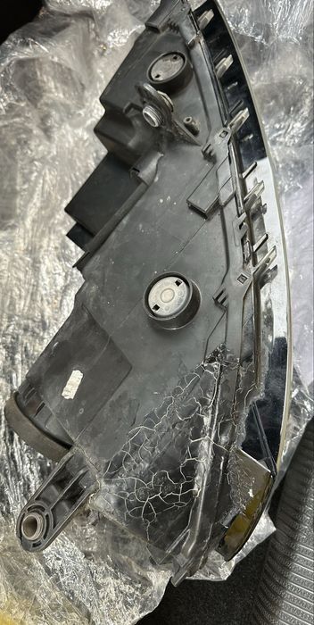 Far stanga passat b7