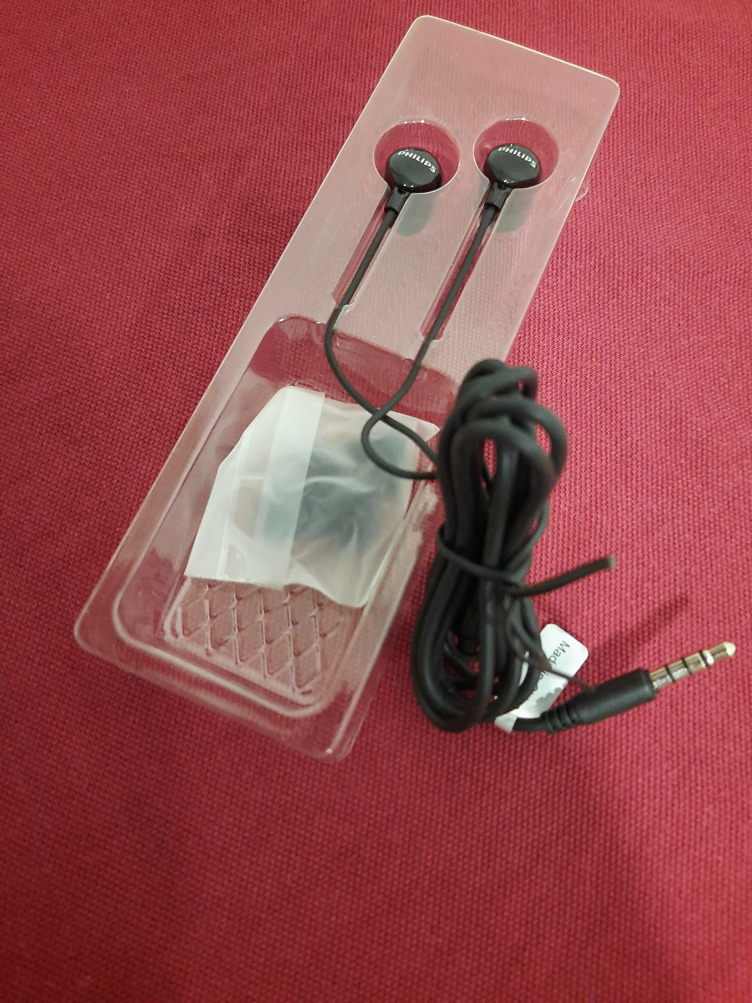 Нови слушалки Philips TAE1126