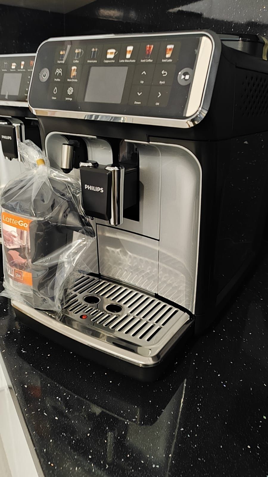 Espressor Philips seria 5500 garanție + livrare rapida
