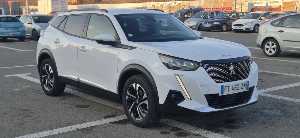 Peugeot 2008 1.5 Diesel * BlueHdi *