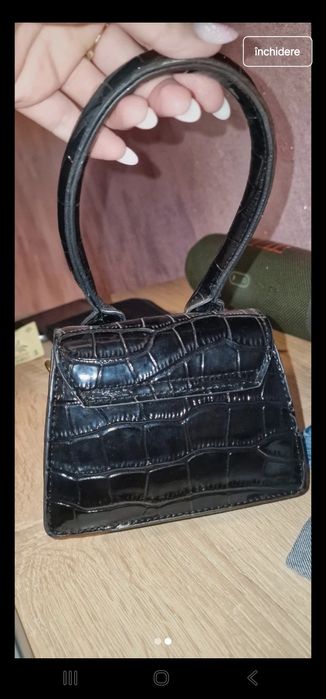 Vând geantă Jacquemus