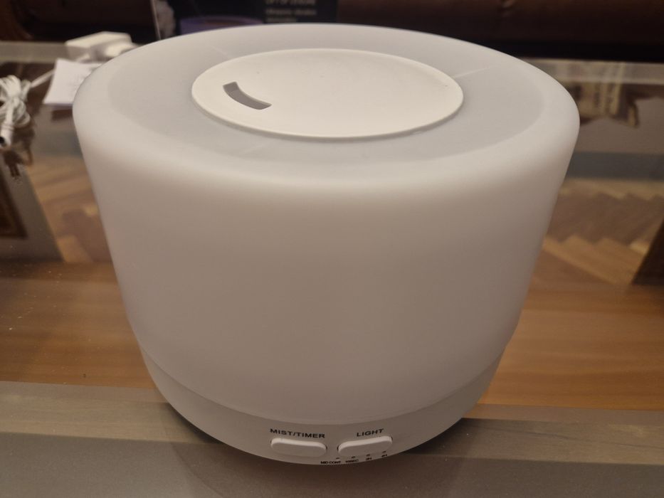 Difuzor de aroma cu lumini