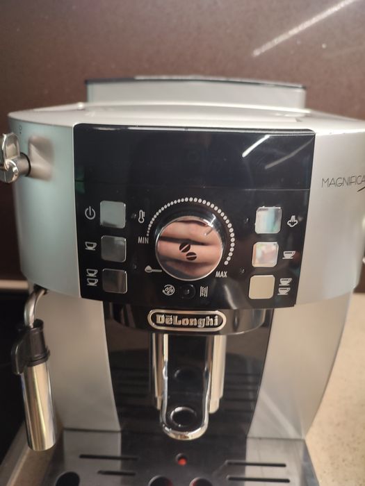Кафе машина "Delonghi"Magnifika S,,