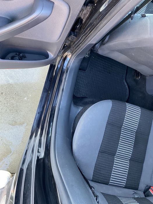 Volkswagen Golf 5 – 1.9 TDI, 90 CP – 2008