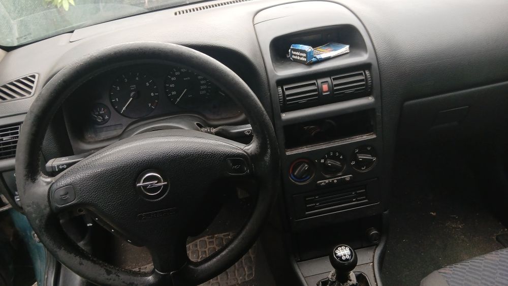 Vând masina Opel astra