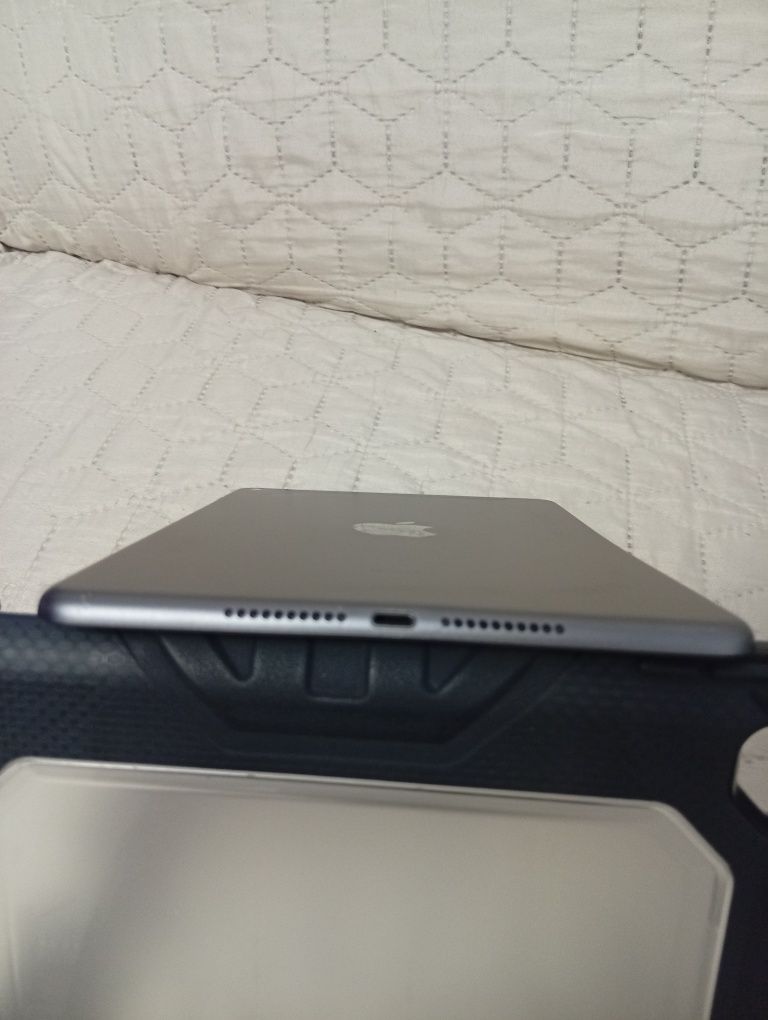 Apple iPad Mini 5 Cellular 4G+Wi-fi  64 GB space gray