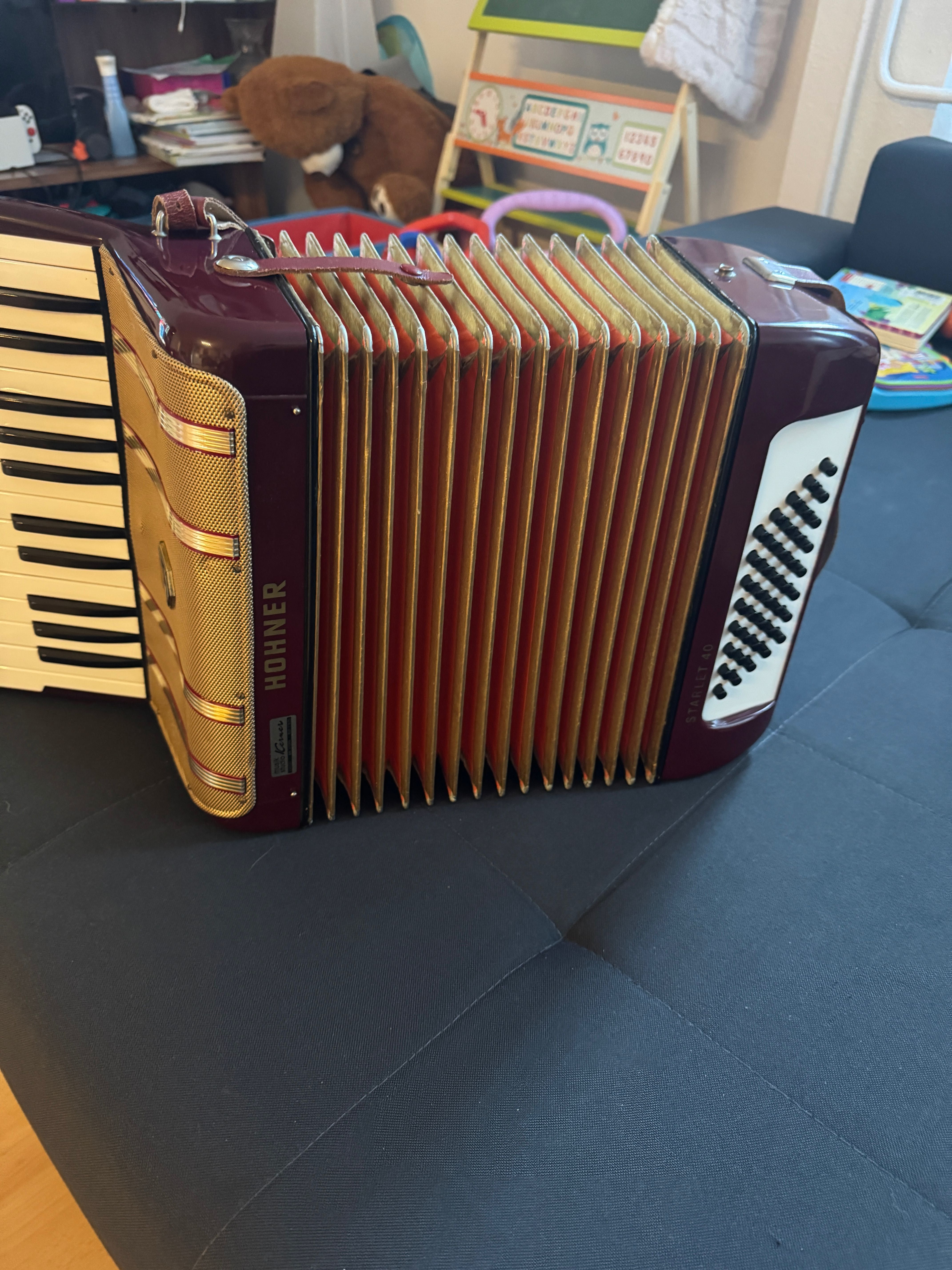 Acordeon Hohner starle 40