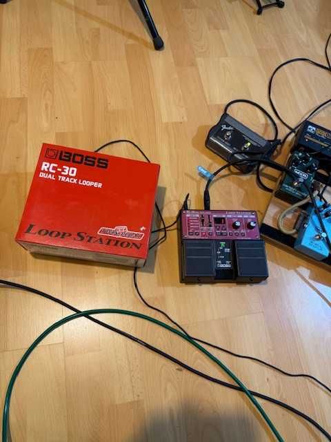 Boss RC-30 loop station