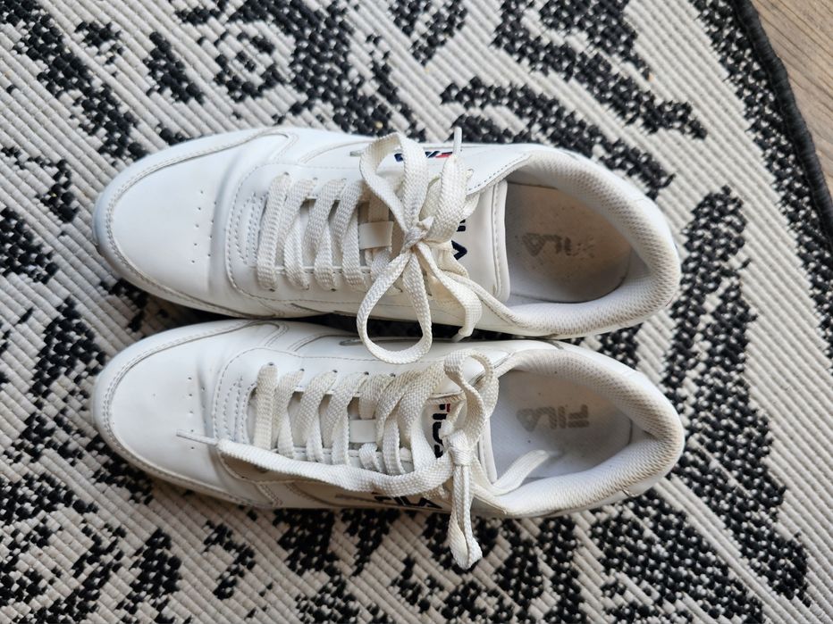 Обувки Fila Orbit Low | Размер 40 | Дамски бели маратонки