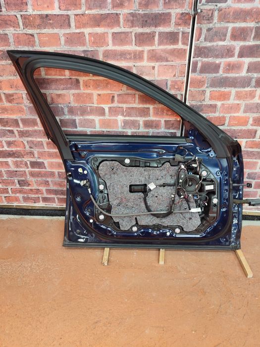 Usa stanga Bmw seria 7 G11 Fata Spate