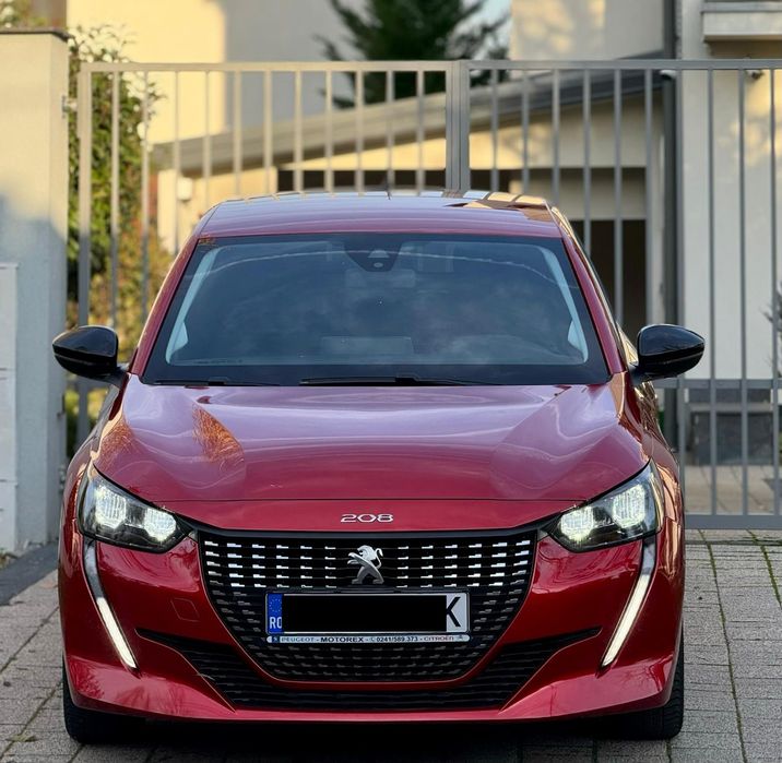 // peugeot 208 . An 2022 . Km 46000 . Euro 6 //