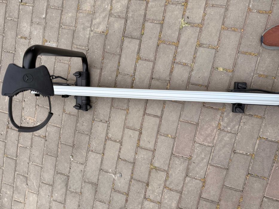 Suport auto bicicleta aluminiu pe plafon (original Mercedes)