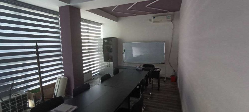 Сдаётся 110 кв.м, 5-комнат, под офис, уч.центр, рядом метро