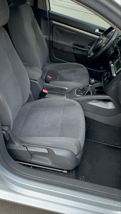 Vând golf 5/V 1.9/ 105cp recent adus din germania fara nici o problema