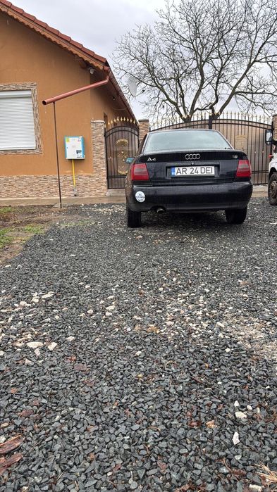 Audi A4 benzină 1.6