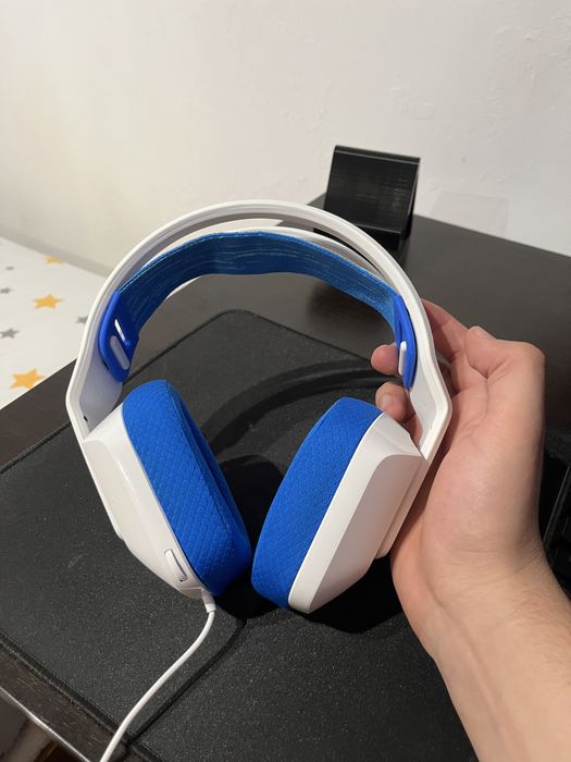 Căști Logitech – Perfect Funcționale (Fără Mufa Jack)