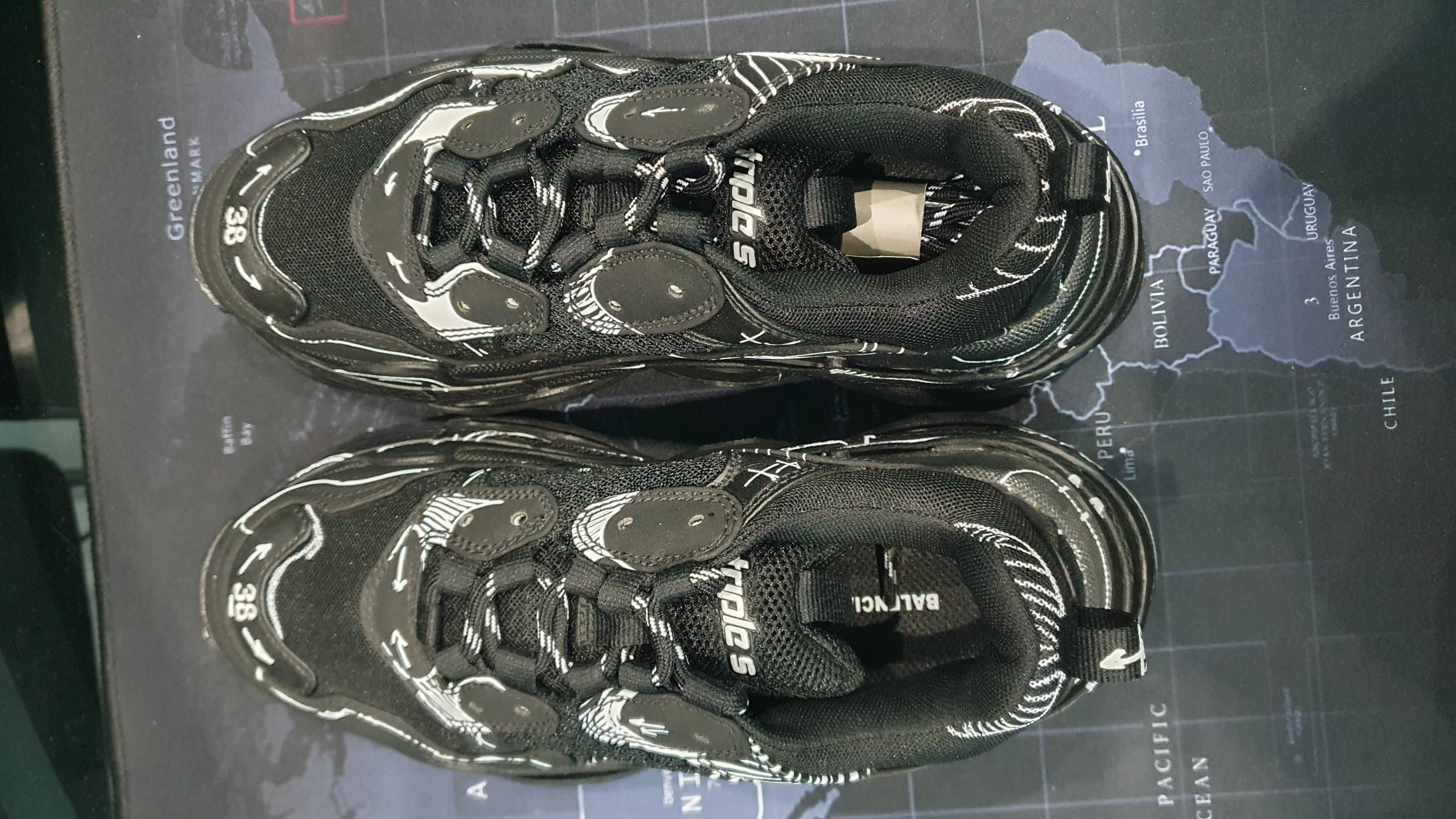 Balenciaga Triple S CLEAR SOLE Black/White