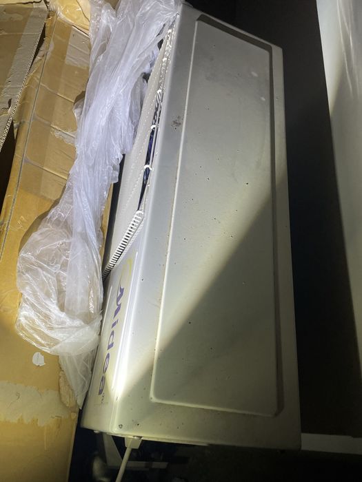 Климатик работещ