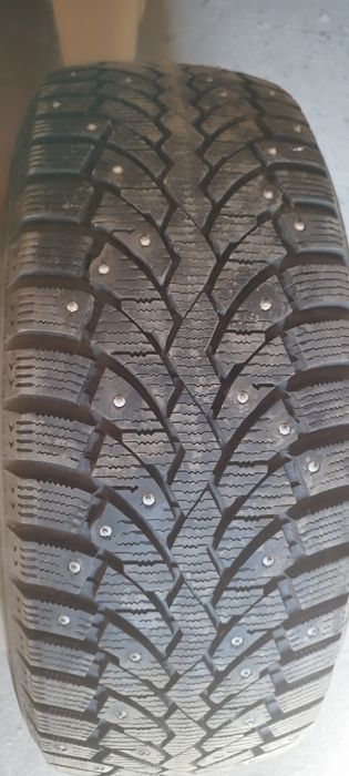 Продам 1шт зимнюю шину 205/60/16