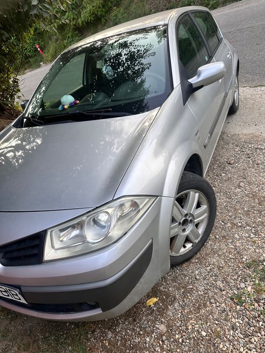 Mașină Renault Megane