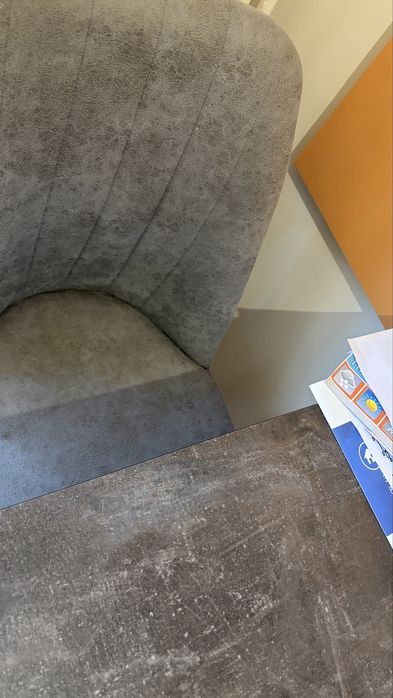 Кухненска/Трапезна/ Маса + 3 стола