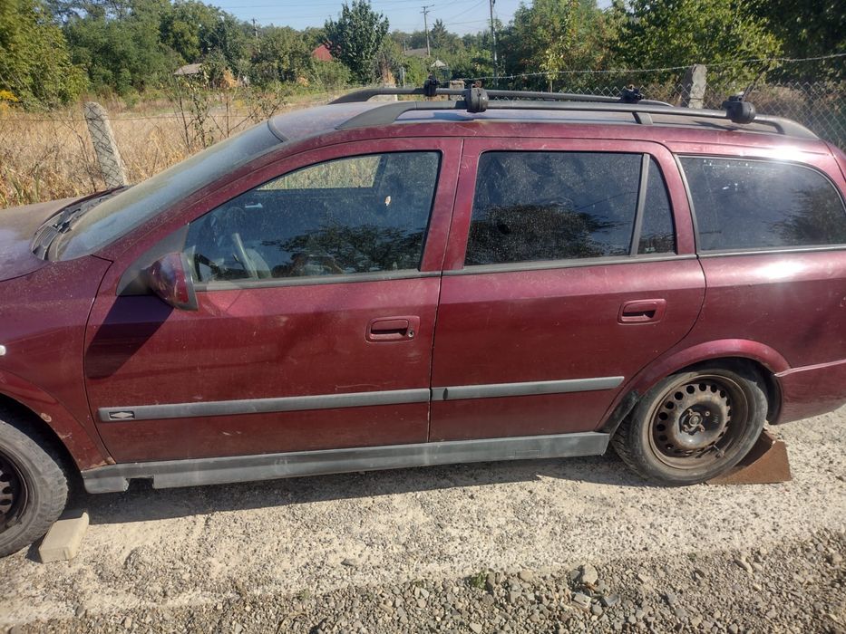 Vand piese opel asta g caravan 1.6 benzina