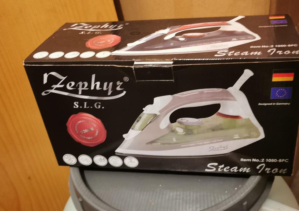 Парна ютия Zephyr за ремонт или за части