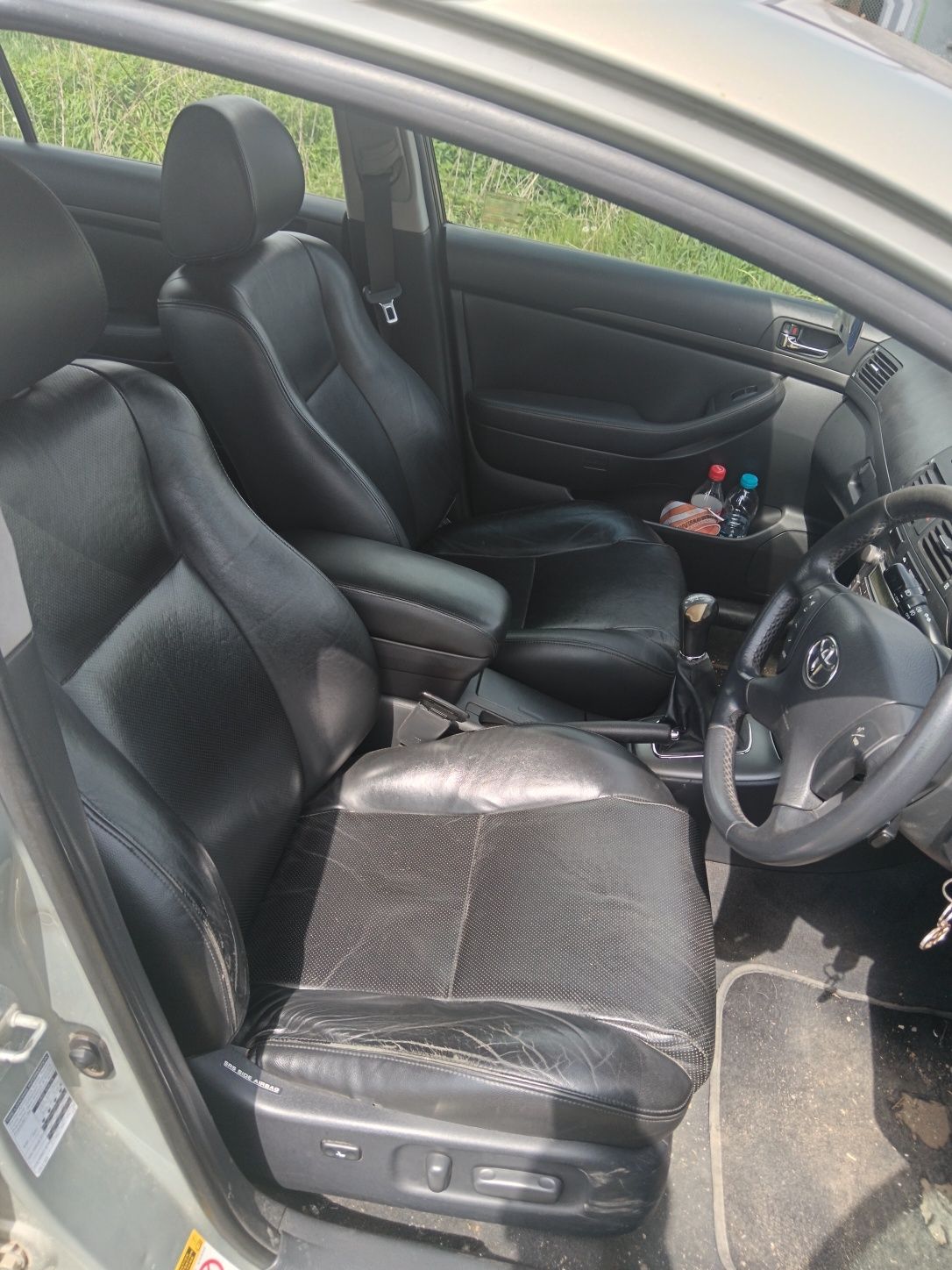 Toyota Avensis t25 2.0vvt  на части