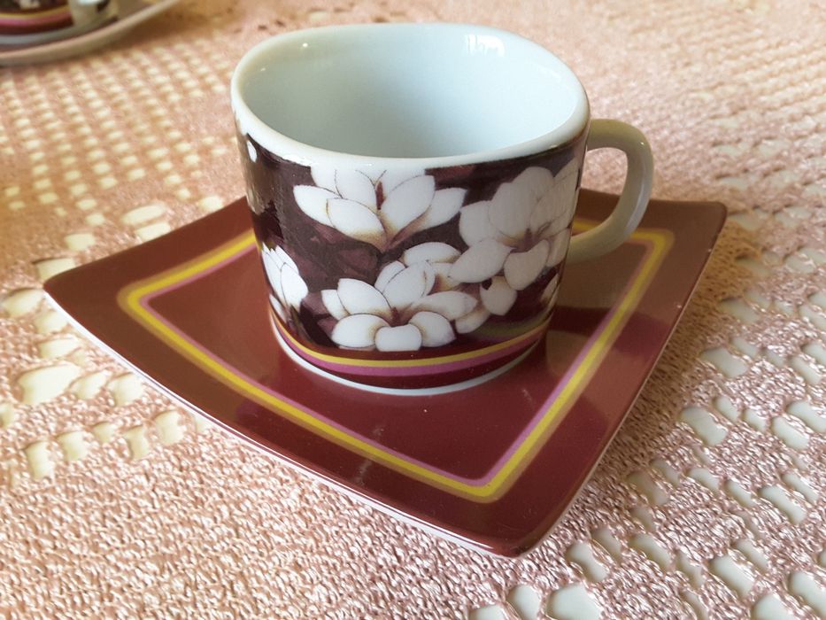 Сервиз за късо кафе