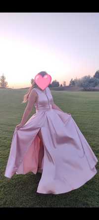 Официална рокля в цвят бебешко розово (за шаферка / кума)