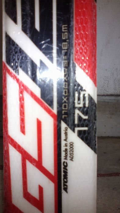 Ски: ATOMIC RACE GS12: 175; НОВИ: VOLKL Racetiger GS Speedwall 188.
