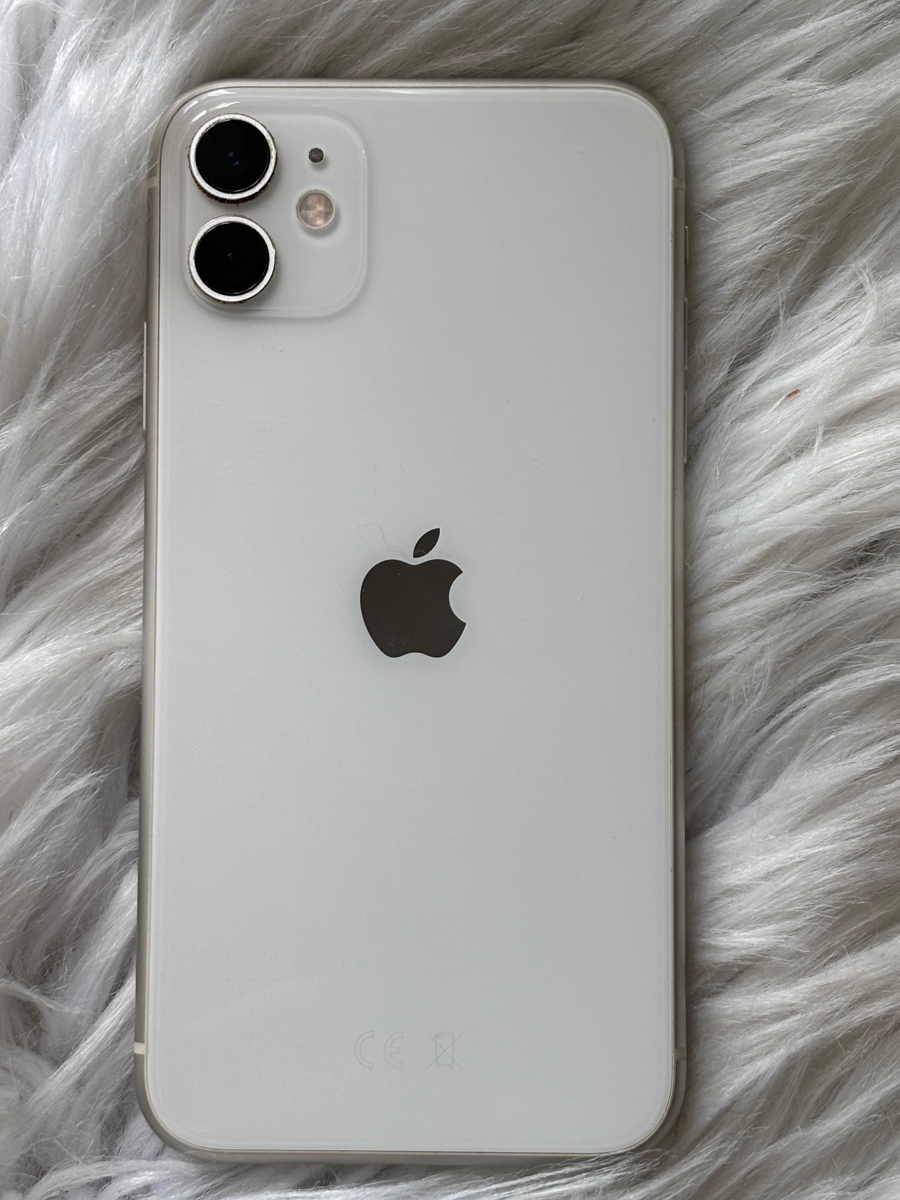 iPhone 11 в очень хорошем состоянии