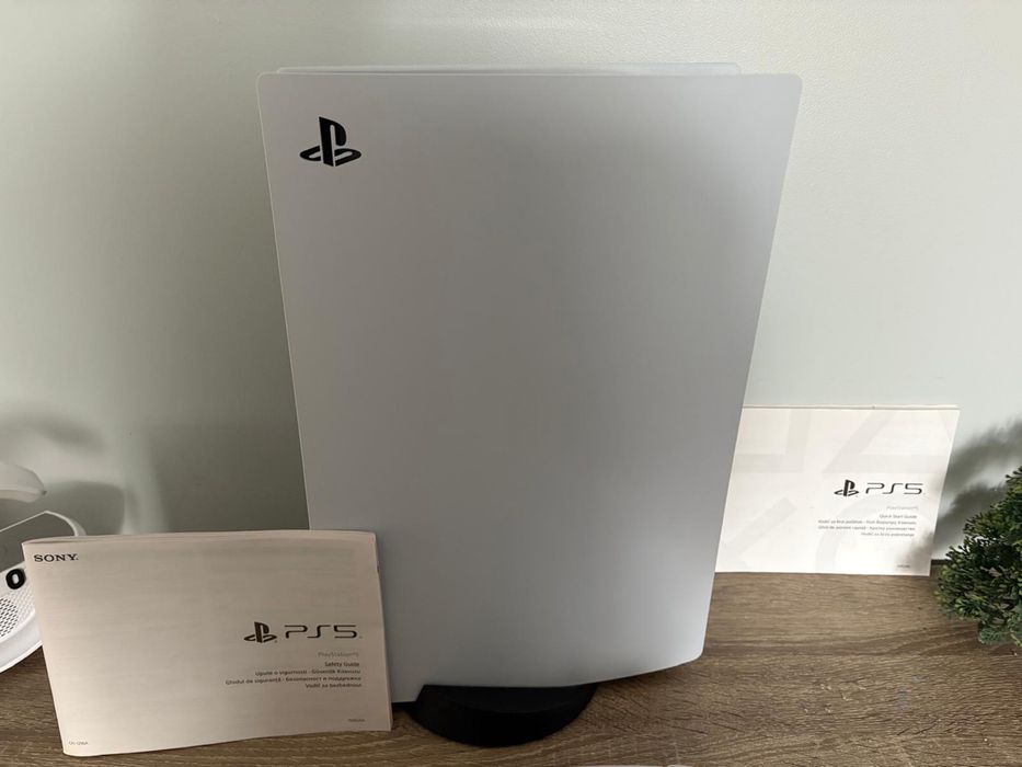 PS5 doua manete+ monitor AOC