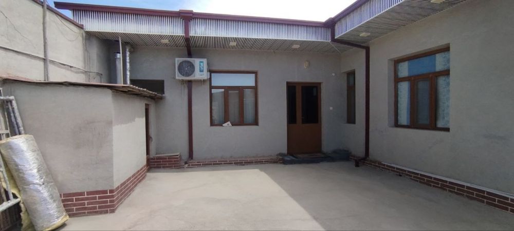 Участок в центре Бухары у центральной мечети