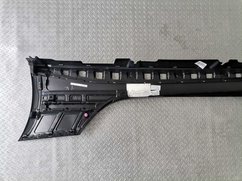 Нов ORIGINAL Десен праг Mercedes SL 63 AMG R232 W232